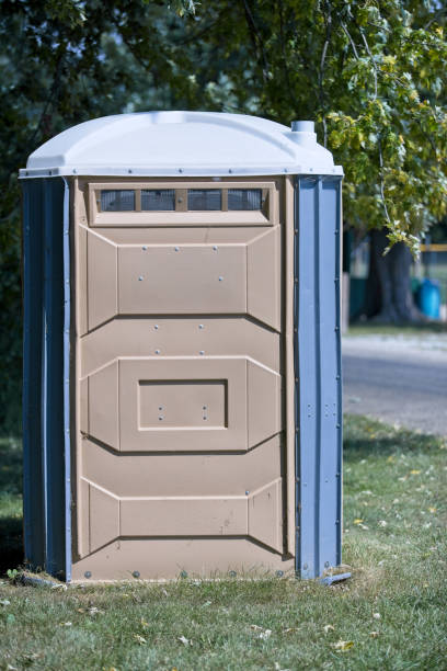Portable Toilet Options We Offer in Elmira Heights, NY